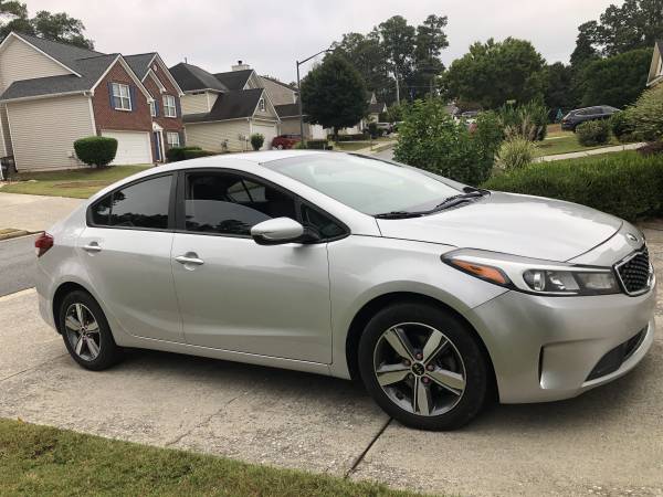 2018 KIA Forte EX 4dr Hatchback Automatic — photo 4