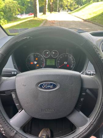 2011 Ford Transit Connect XLT Cargo Van Automatic — photo 7