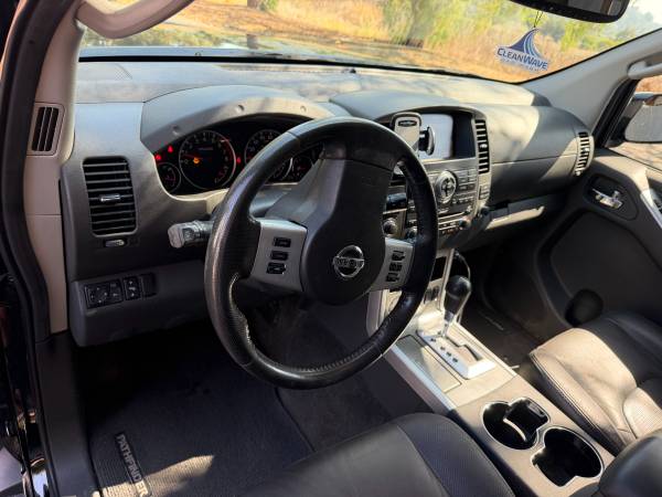 2012 Nissan Pathfinder Silver — photo 10