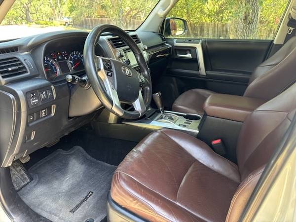 2017 Toyota 4runner Limited — photo 8