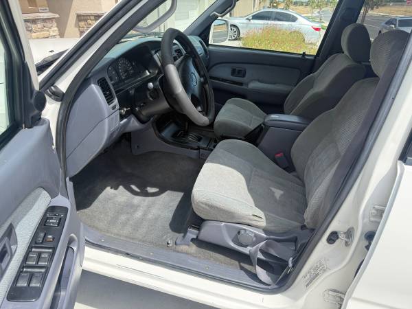 1999 Toyota 4runner SR5 V6 4dr 4x4 Automatic — photo 10