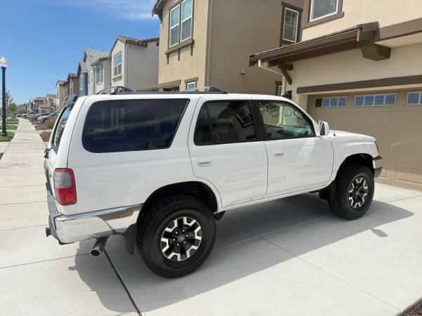 1999 Toyota 4runner SR5 V6 4dr 4x4 Automatic — photo 6