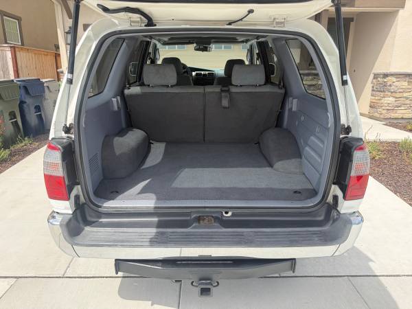 1999 Toyota 4runner SR5 V6 4dr 4x4 Automatic — photo 8