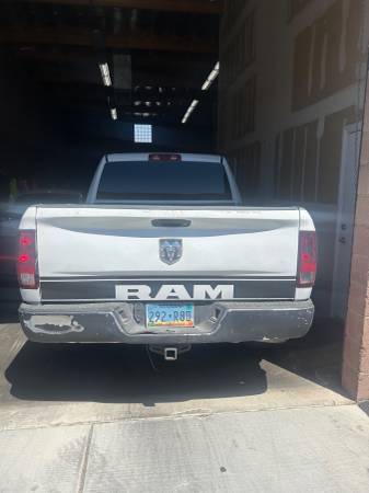 2017 RAM 1500 Tradesman — photo 3