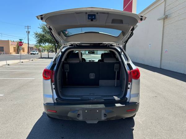 2012 Chevrolet Traverse LS All-wheel Drive Automatic — photo 12