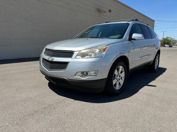 2012 Chevrolet Traverse LS All-wheel Drive Automatic — photo 1