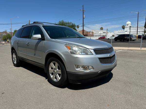 2012 Chevrolet Traverse LS All-wheel Drive Automatic — photo 4