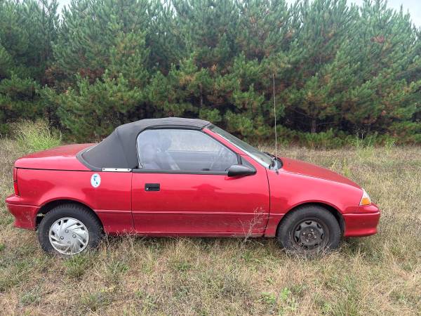 1991 GEO Metro LSi 2dr Hatchback — photo 1