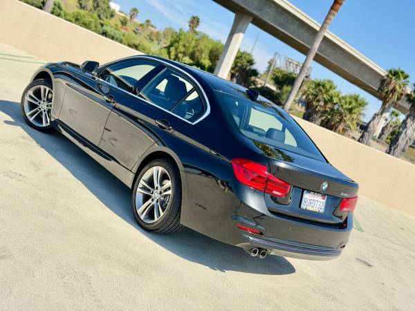 2017 BMW 330 i — photo 8