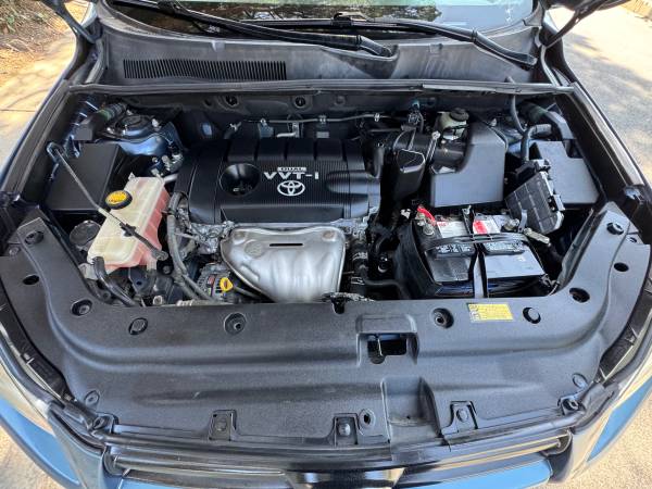 2009 Toyota Rav4 Base 4x4 Automatic — photo 12
