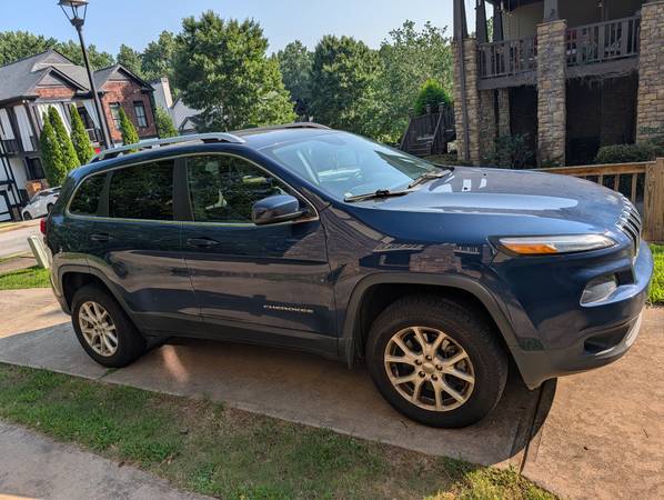 2018 Jeep Cherokee Limited 4dr 4x4 Automatic — photo 1