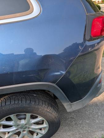 2018 Jeep Cherokee Limited 4dr 4x4 Automatic — photo 6