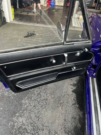 1965 Chevrolet Corvette Convertible — photo 10