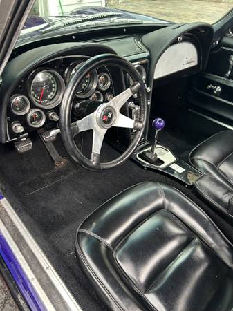 1965 Chevrolet Corvette Convertible — photo 6