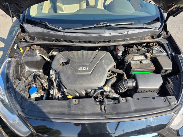 2013 Hyundai Accent SE — photo 9
