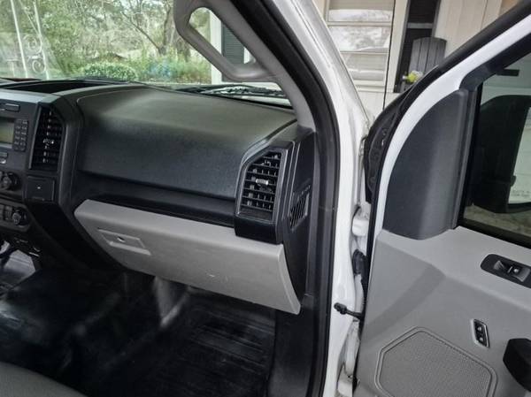 2017 Ford F 150 XL 4x4 Regular Cab Styleside 6.5 ft. box 122 in. WB Automatic — photo 6