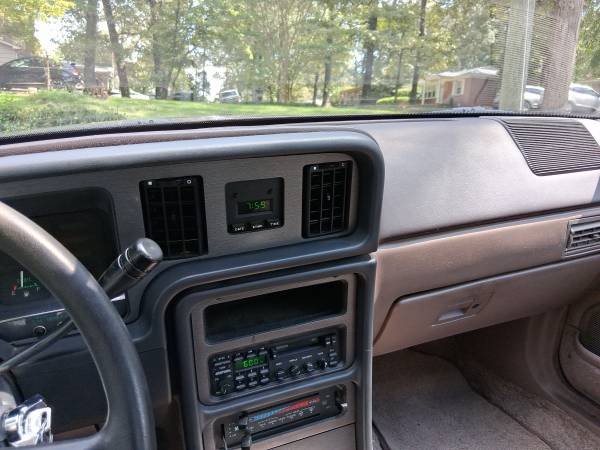 1987 Ford Thunderbird LX 2dr Coupe — photo 10