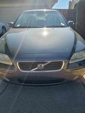 2008 Volvo S60 2.5T — photo 1