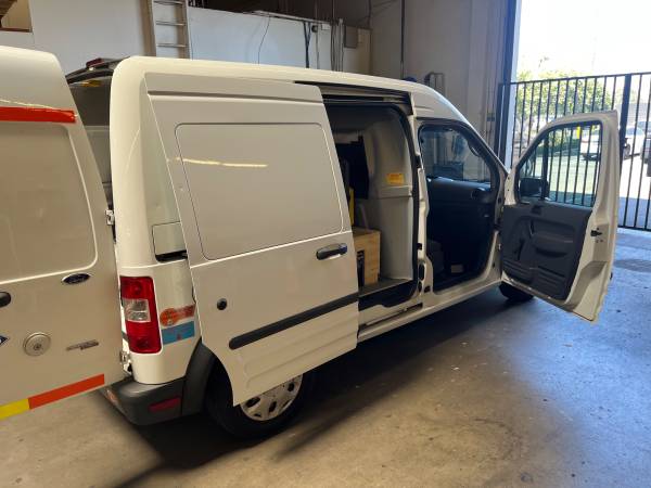 2012 Ford Transit Connect XLT Cargo Van Automatic — photo 11