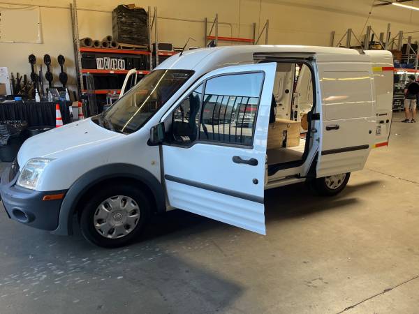 2012 Ford Transit Connect XLT Cargo Van Automatic — photo 12