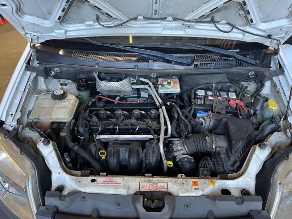 2012 Ford Transit Connect XLT Cargo Van Automatic — photo 9