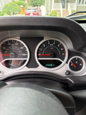 2010 Jeep Wrangler Sport — photo 12