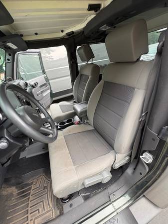 2010 Jeep Wrangler Sport — photo 9