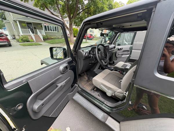 2010 Jeep Wrangler Sport — photo 7