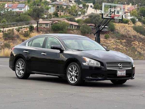 2009 Nissan Maxima 3.5 S — photo 1