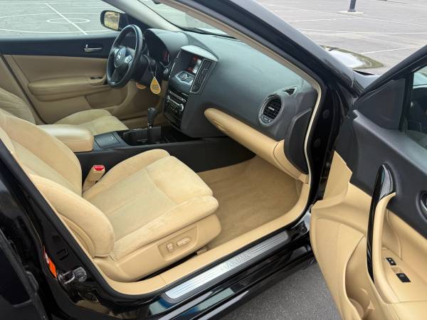 2009 Nissan Maxima 3.5 S — photo 6