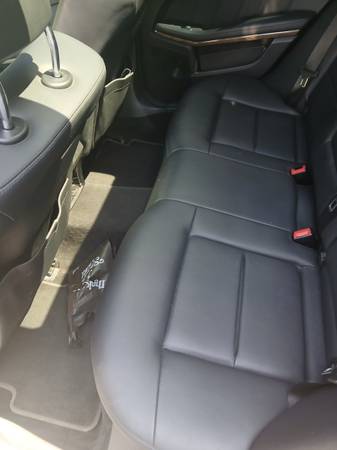 2010 Mercedes-Benz E350 4matic — photo 11