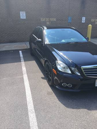 2010 Mercedes-Benz E350 4matic — photo 2