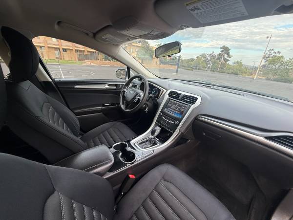 2014 Ford Fusion SE — photo 9