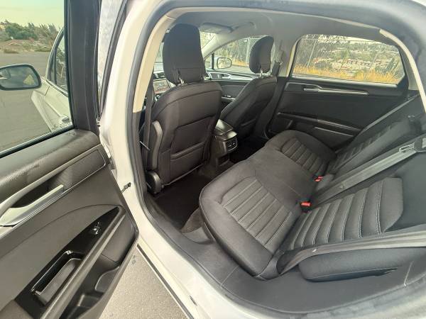 2014 Ford Fusion SE — photo 10