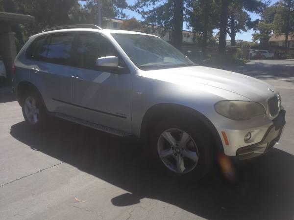 2010 BMW X5 Xdrive30i — photo 2