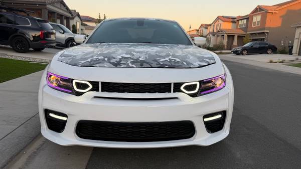 2019 Dodge Charger R/T — photo 2
