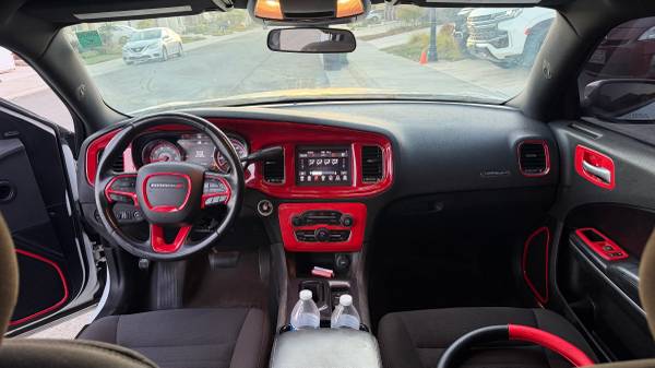 2019 Dodge Charger R/T — photo 12