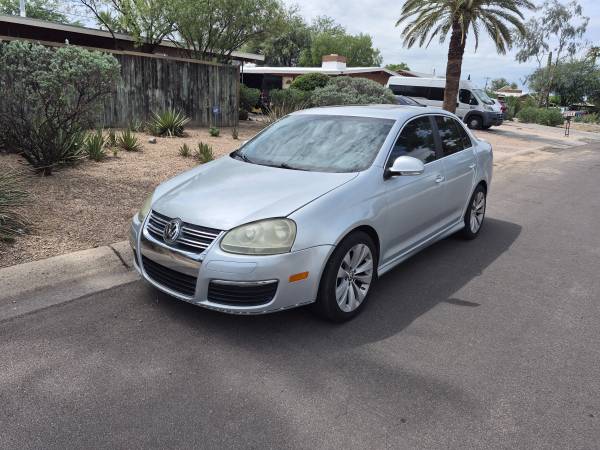2008 Volkswagen Jetta S 4dr Sedan Manual — photo 2