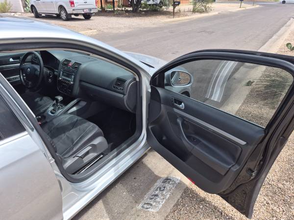 2008 Volkswagen Jetta S 4dr Sedan Manual — photo 7