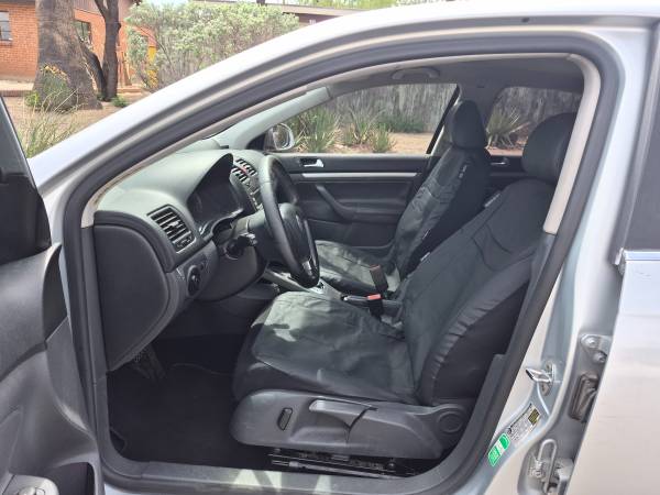 2008 Volkswagen Jetta S 4dr Sedan Manual — photo 6
