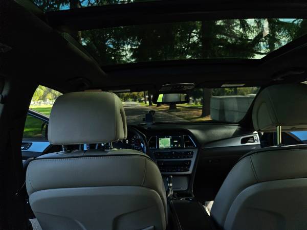 2015 Hyundai Sonata SE 4dr Sedan Automatic — photo 12