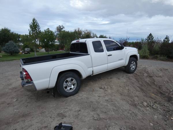 2012 Toyota Tacoma Base — photo 6
