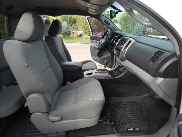 2012 Toyota Tacoma Base — photo 8