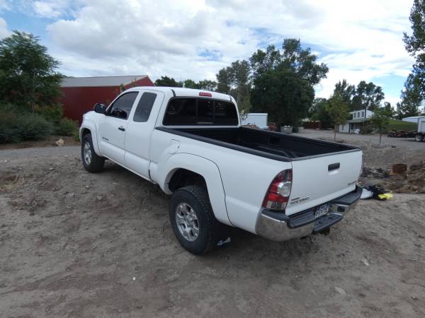 2012 Toyota Tacoma Base — photo 4
