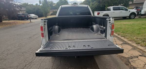 2013 Ford F 150 XLT 4x2 Regular Cab Styleside 8 ft. box 145 in. WB Automatic — photo 6