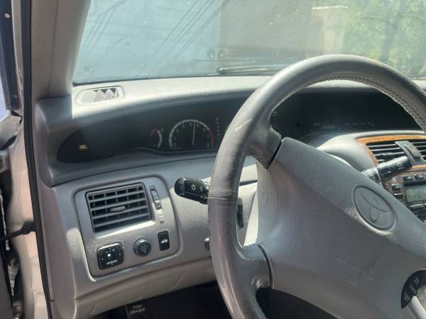 2000 Toyota Avalon XL — photo 11