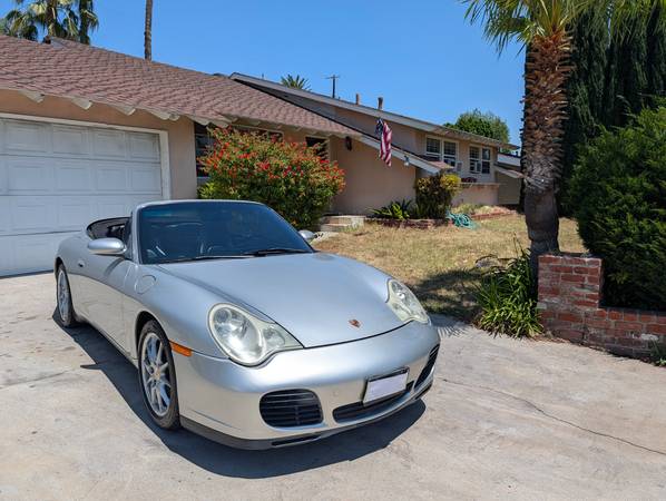 2002 Porsche 911 Carrera 4 — photo 11
