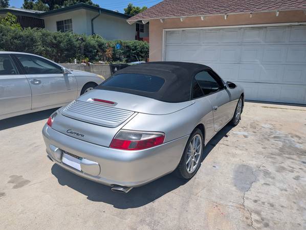 2002 Porsche 911 Carrera 4 — photo 5