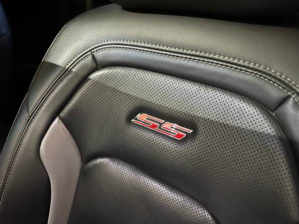 2017 Chevrolet Camaro 2SS 2dr Coupe Manual — photo 11