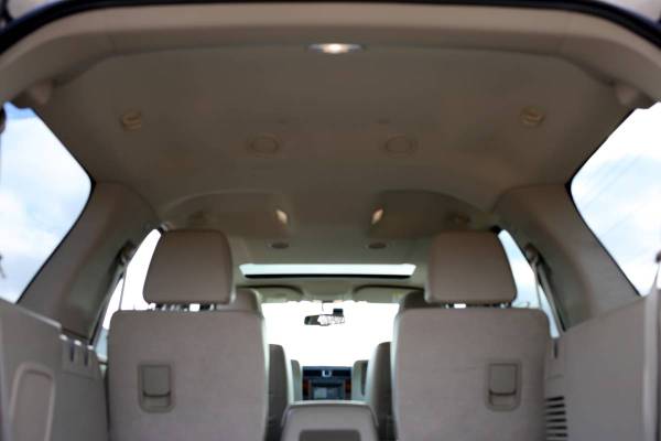2012 Lincoln Navigator Base 4dr 4x2 Automatic — photo 10